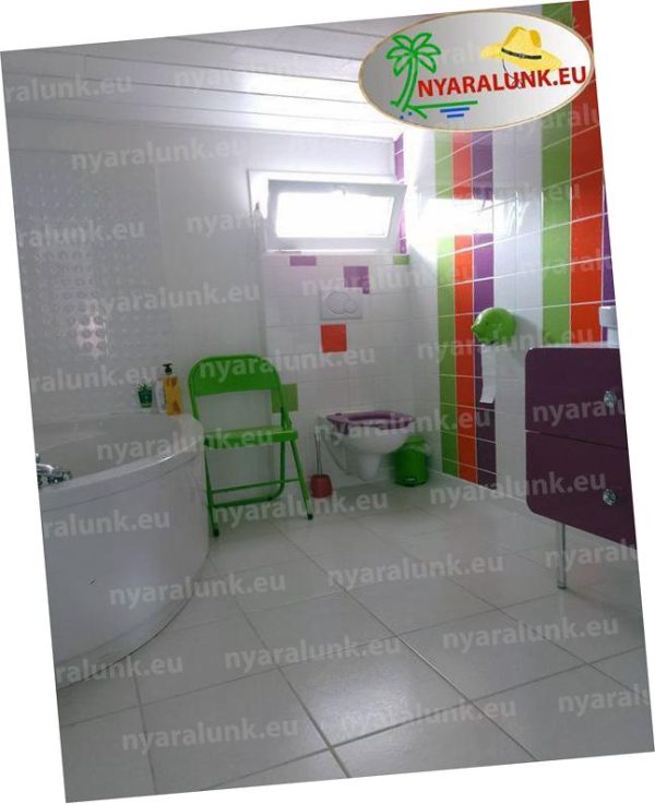 Privát közvetlen vízparti villa kiadó Balatonlellén (1-8 főnek) - Image 13