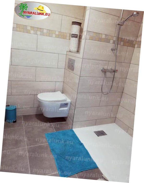 Kiadó földszinti apartman Siófokon – Tulipános lak (1-4 főnek) - Image 6