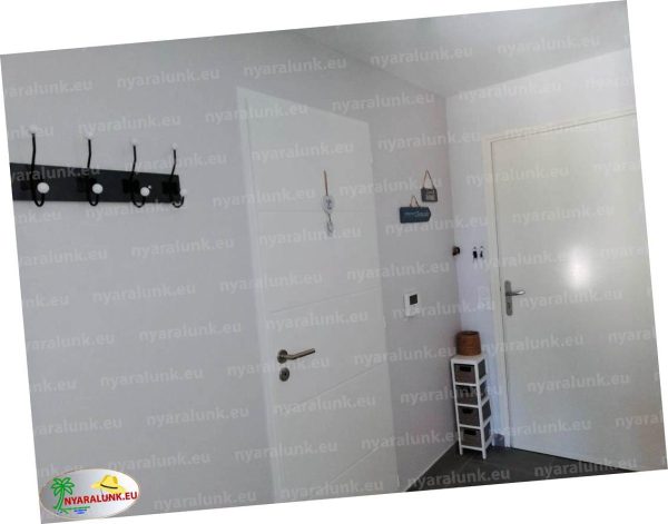 Kiadó földszinti apartman Siófokon – Tulipános lak (1-4 főnek) - Image 9