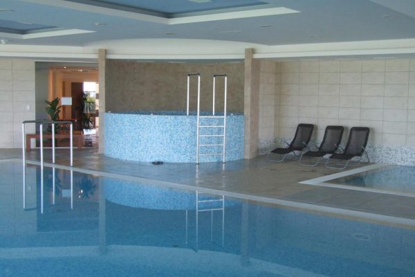 Kiadó vízparti apartman Siófok Aranypartján – Club 218, medencével és saját parkolóval! (1-6 főnek) - Image 7