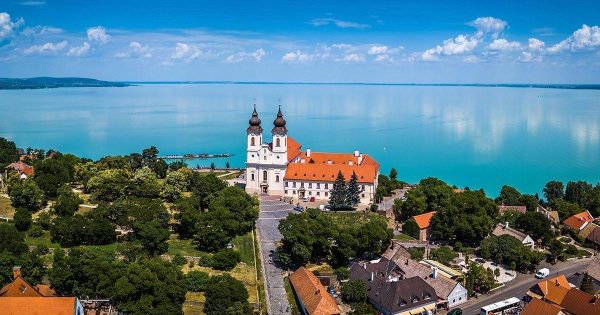 luxusvilla kiadó tihany