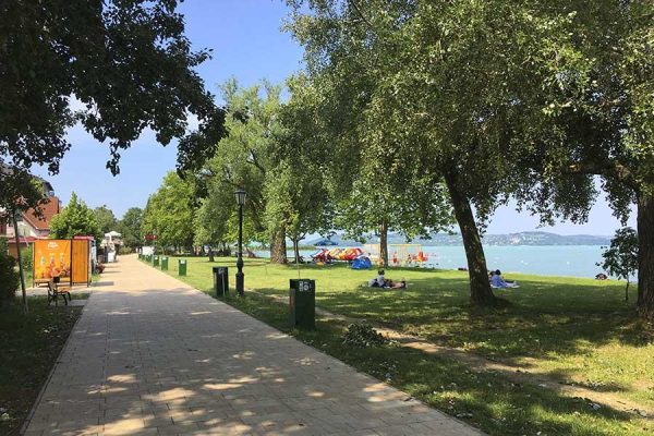 Kiadó kertes apartman Zamárdiban – nyugodt zöldövezetben, 300 méterre a Balatontól (1-4 főnek) - Image 12